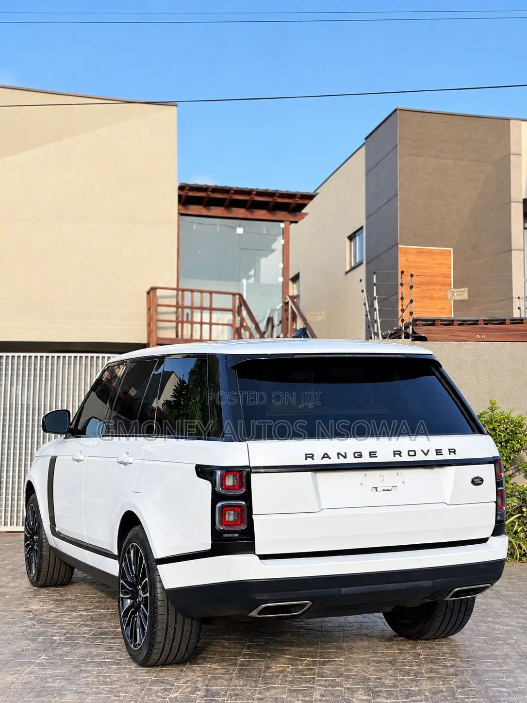 Land Rover Range Rover Evoque HSE 4x4 5-Door 2019 White