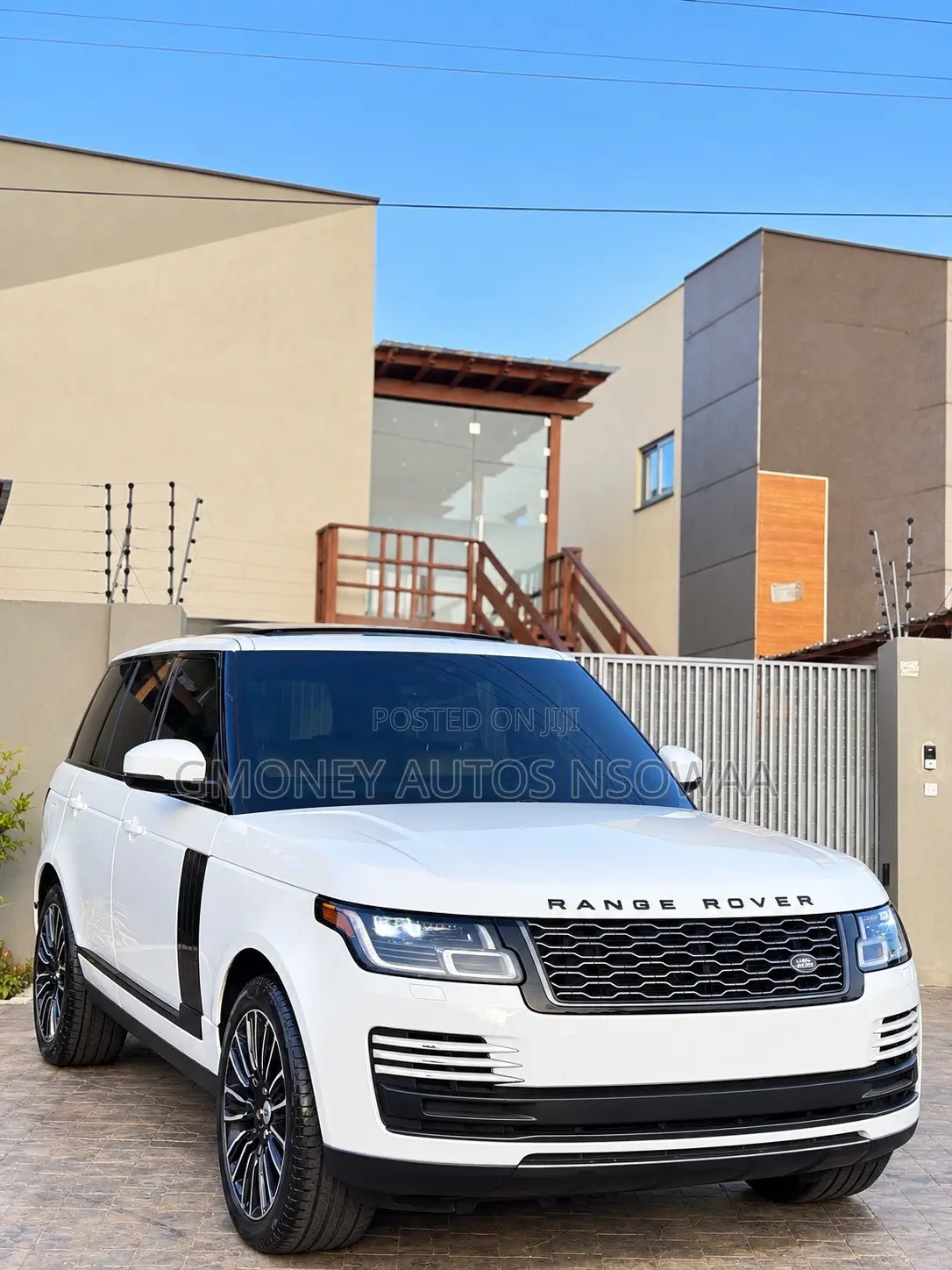 Land Rover Range Rover Evoque HSE 4x4 5-Door 2019 White