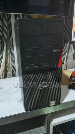 Desktop Computer Fujitsu Esprimo P757/E85+ 8GB Intel Core i7 SSD 256GB