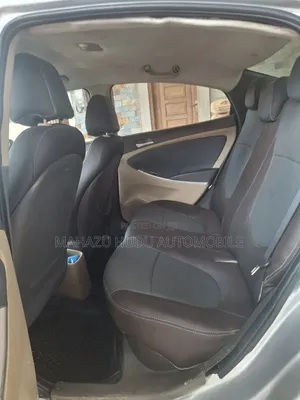 Hyundai Accent SE 2013 Silver