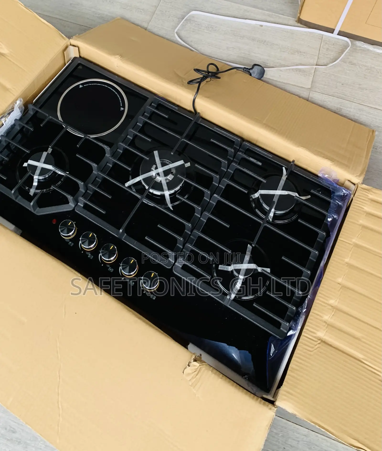 Perfect Good Black Inbuilt Kenwood 90cm 4+1 Hob