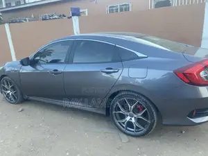 Honda Civic 2017 Gray