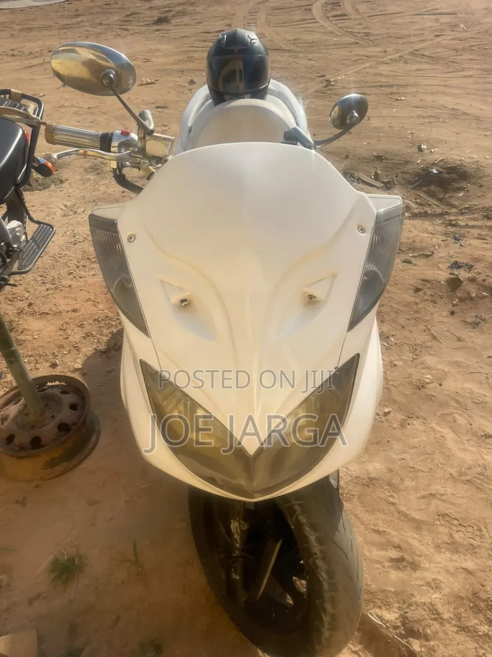 Yamaha Majesty 2015 White