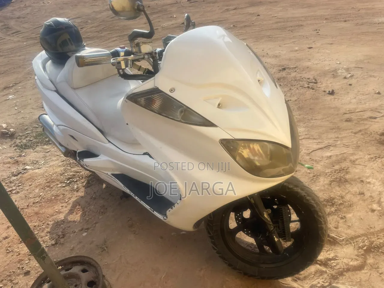Yamaha Majesty 2015 White