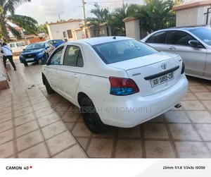 Toyota Yaris 1.5 S 2009 White