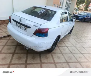 Toyota Yaris 1.5 S 2009 White