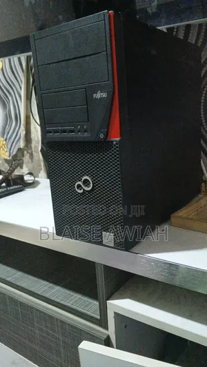 Desktop Computer Fujitsu Esprimo P757/E85+ 8GB Intel Core i7 SSD 256GB