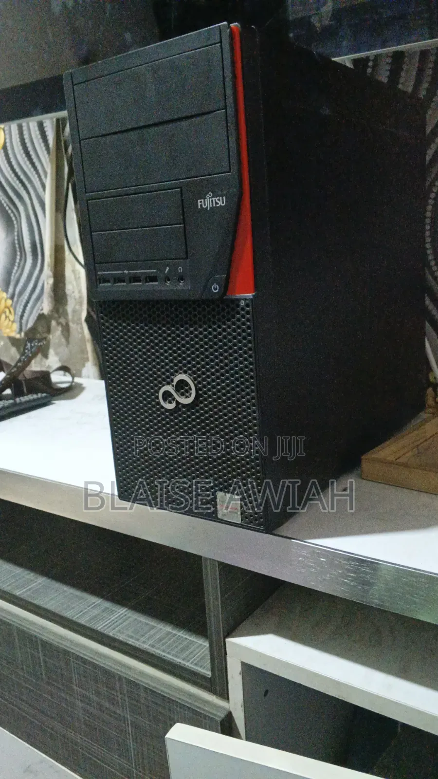 Desktop Computer Fujitsu Esprimo P757/E85+ 8GB Intel Core i7 SSD 256GB