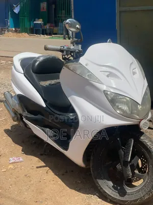 Yamaha Majesty 2015 White