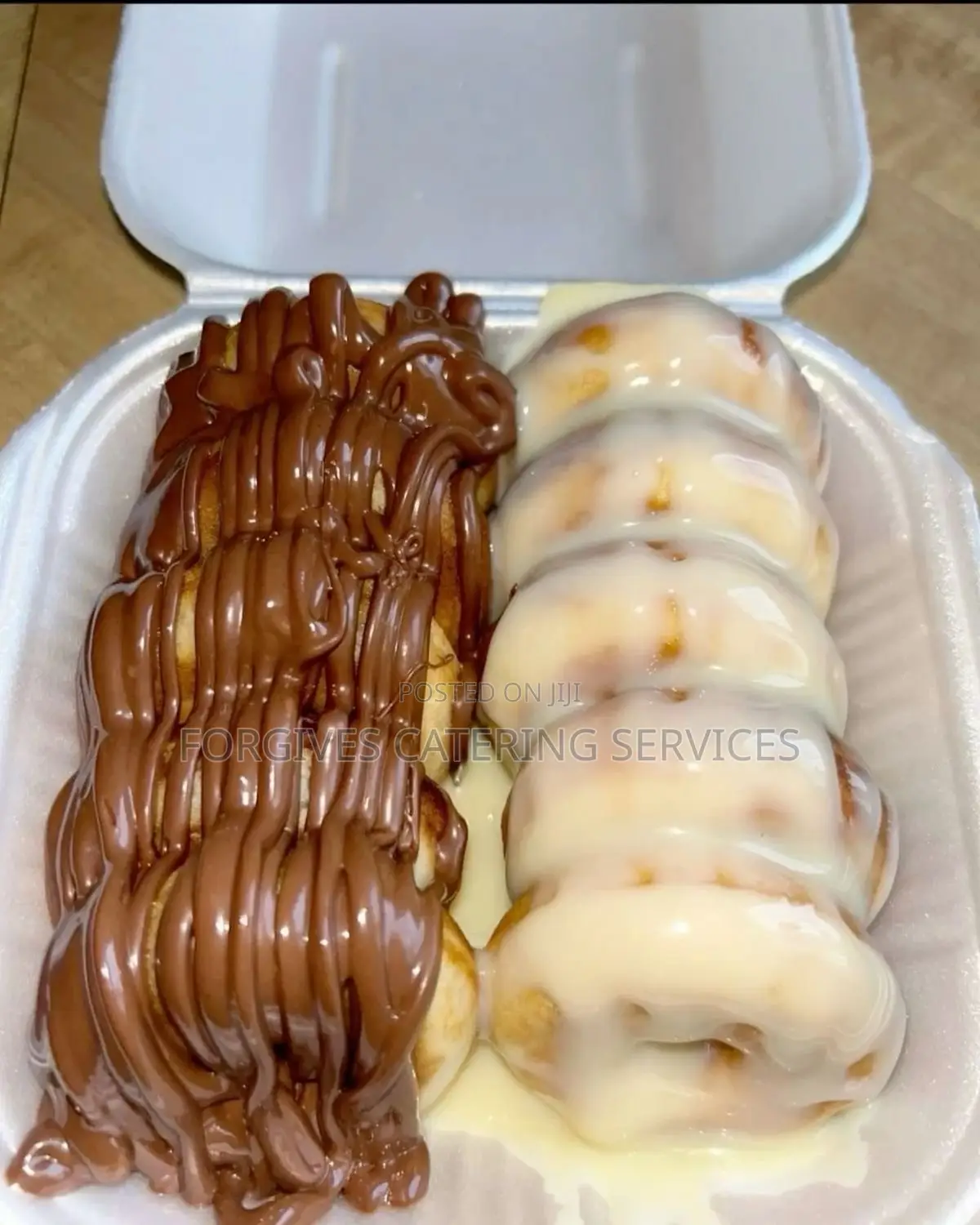 Mini Ring Doughnut With Chocolate Topping