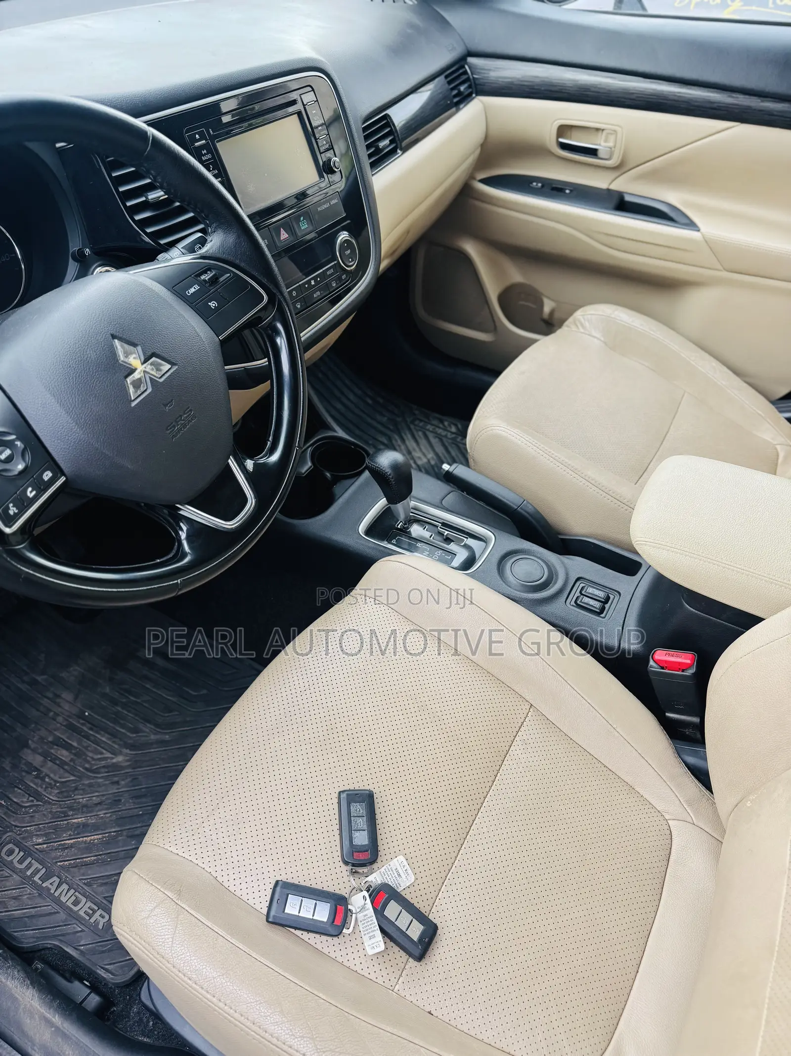 Mitsubishi Outlander SE FWD 2016 Gray