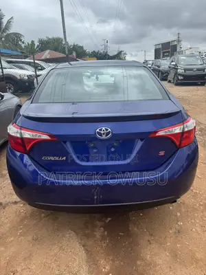 Toyota Corolla 2016 Blue