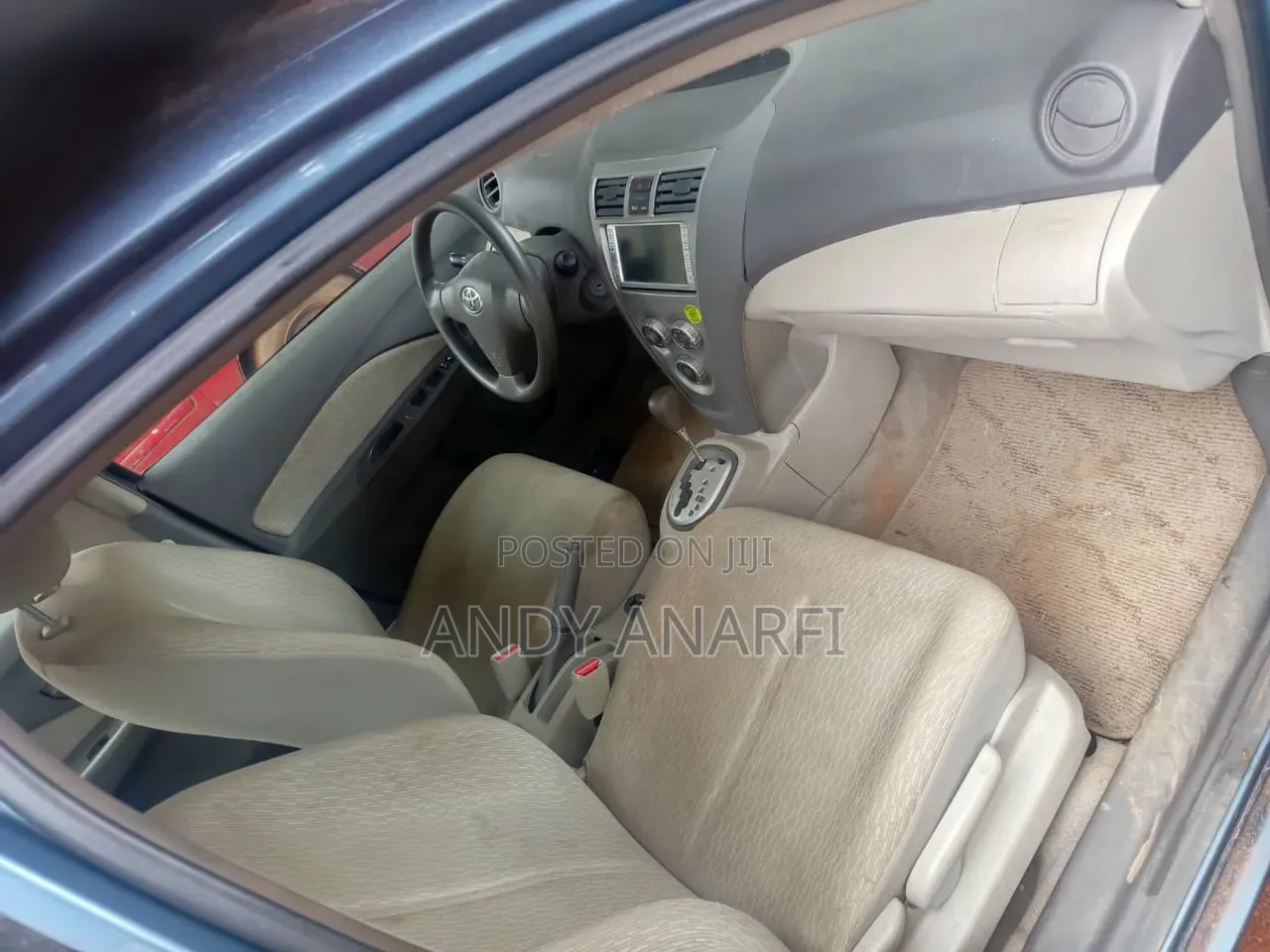 Toyota Belta 2010 Blue