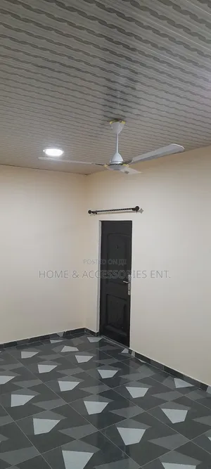 1bdrm Apartment in Olebu for rent