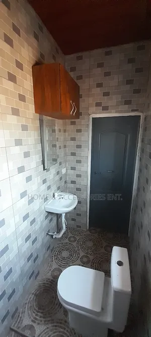 1bdrm Apartment in Olebu for rent