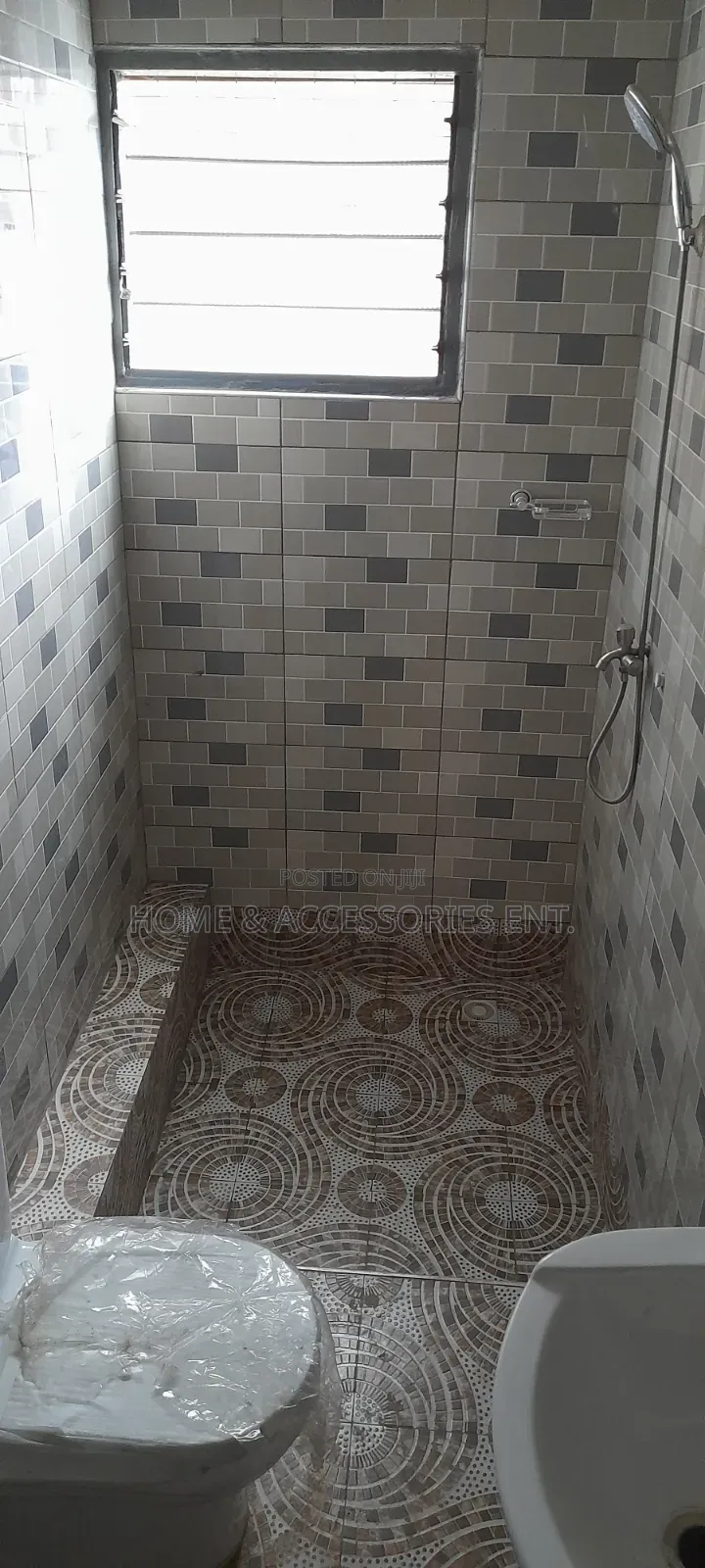 1bdrm Apartment in Olebu for rent