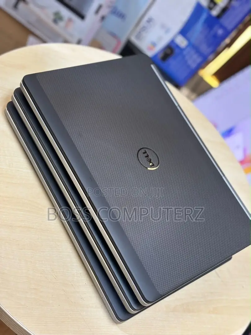 Laptop Dell Precision 15 7520 16GB Intel Core i7 SSD 512GB