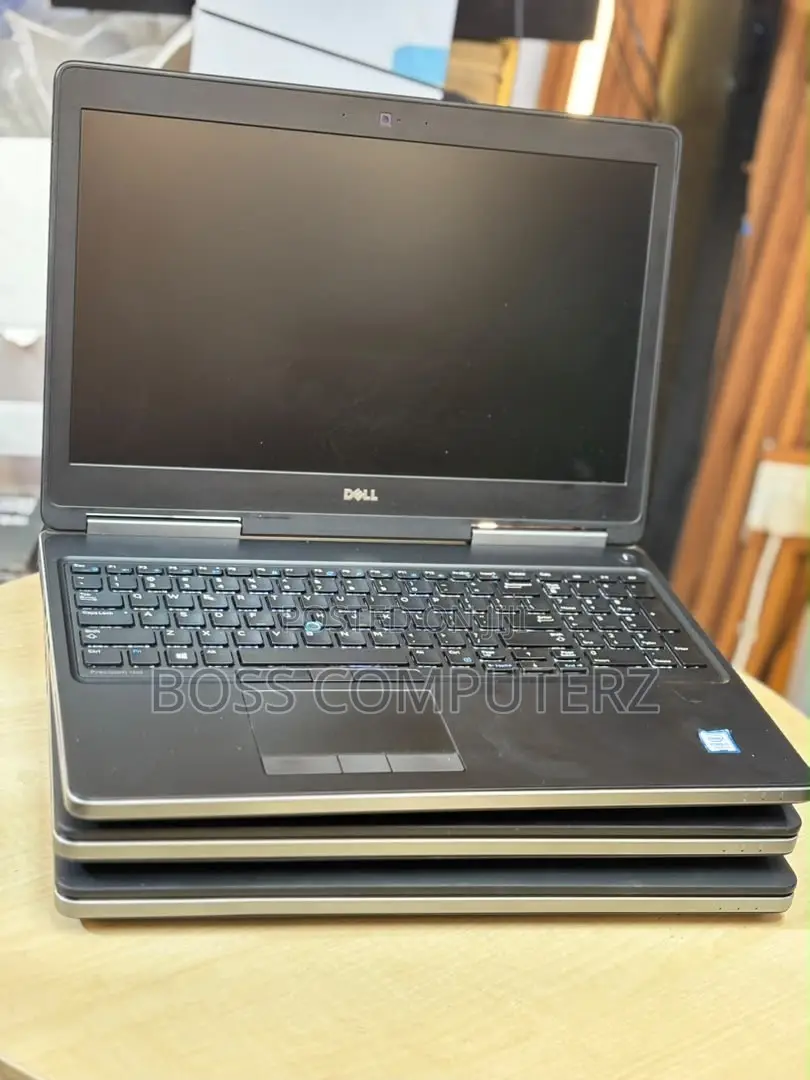 Laptop Dell Precision 15 7520 16GB Intel Core i7 SSD 512GB