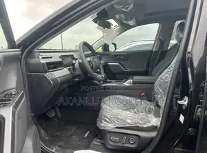New Toyota RAV4 XLE Premium 2026 Black
