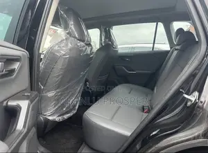 New Toyota RAV4 XLE Premium 2026 Black