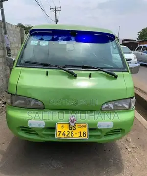 Hyundai H-100 2002 Green
