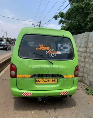 Hyundai H-100 2002 Green