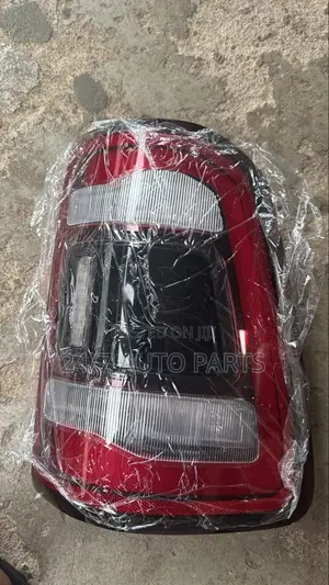 Dodge RAM 1500 Tail Light 19-24