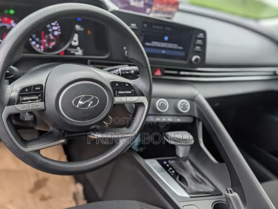 Hyundai Elantra 2021 Black