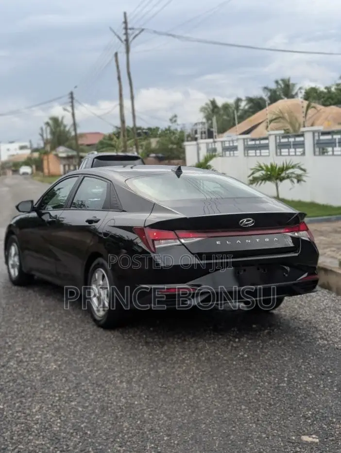 Hyundai Elantra 2021 Black