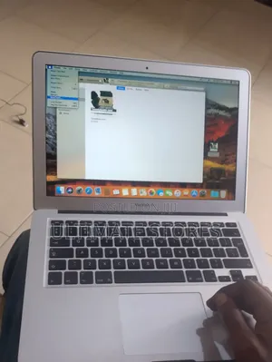 Laptop Apple MacBook Air 2014 4GB Intel Core i5 SSD 256GB