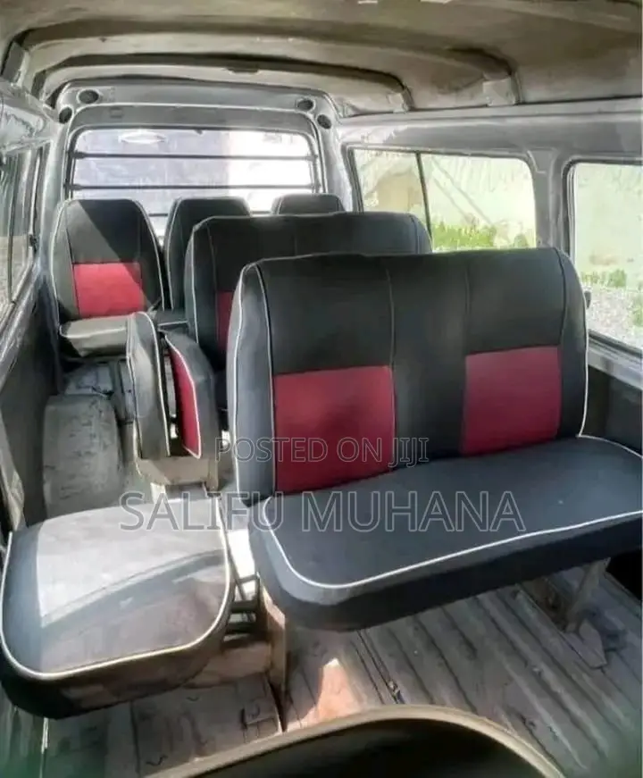 Hyundai H-100 2002 Green