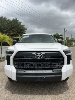 Toyota Tundra SR5 CrewMax 6.5' Bed 2024 White