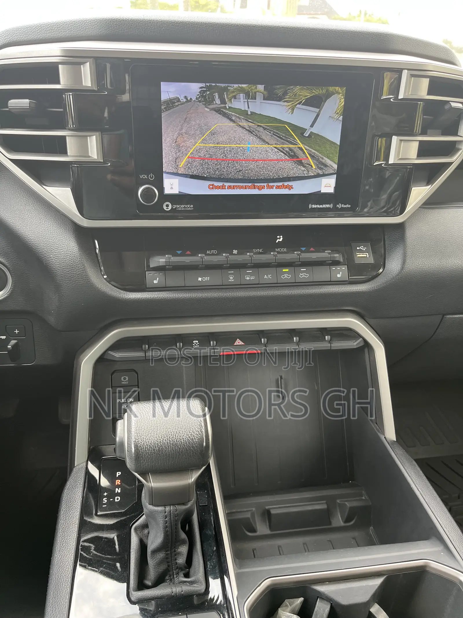 Toyota Tundra SR5 CrewMax 6.5' Bed 2024 White