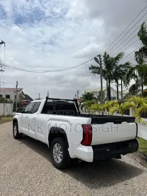 Toyota Tundra SR5 CrewMax 6.5' Bed 2024 White