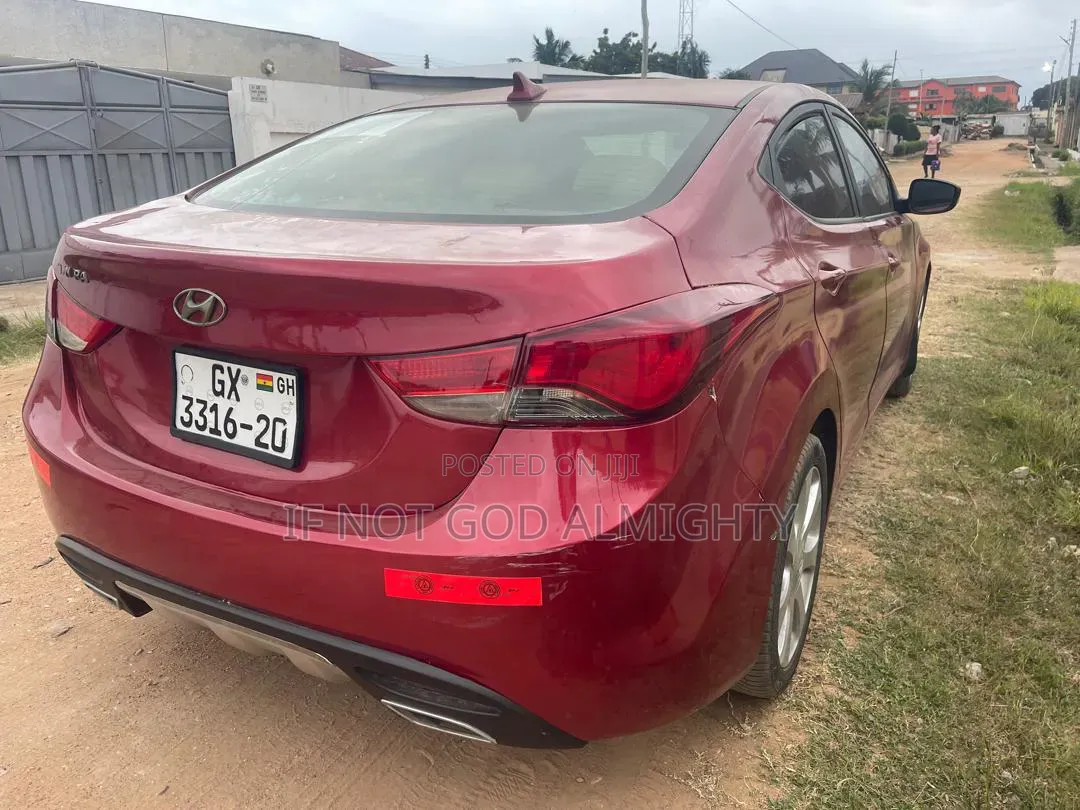 Hyundai Elantra 2013 Red