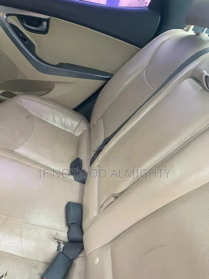 Hyundai Elantra 2013 Red