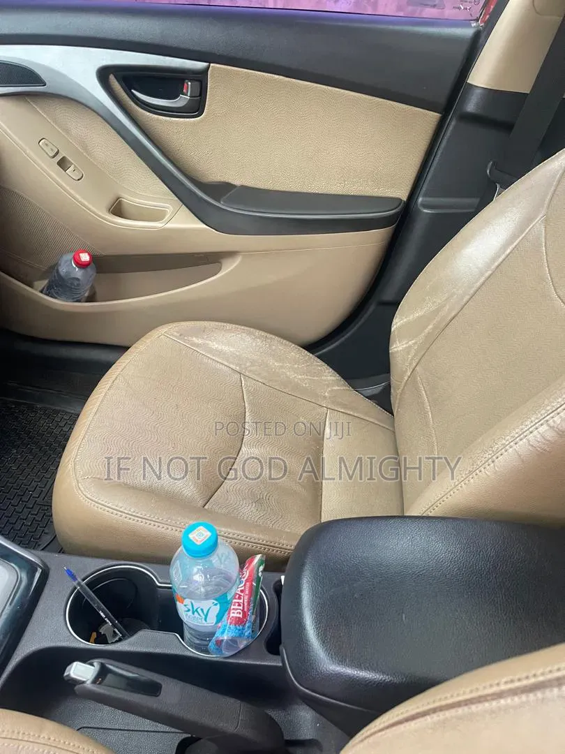 Hyundai Elantra 2013 Red
