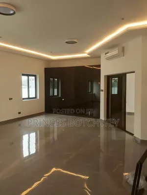 4bdrm Duplex in West Legon, Presby Church Area for rent