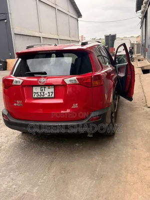 Toyota RAV4 2014 Red