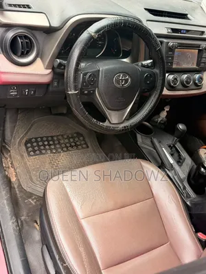 Toyota RAV4 2014 Red