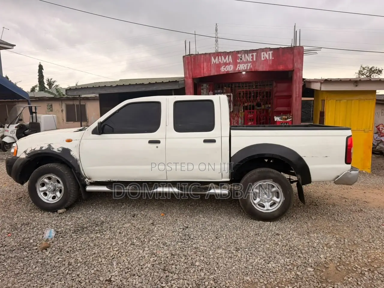 Nissan Hardbody 2014 White