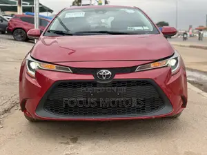 Toyota Corolla LE 2020 Red