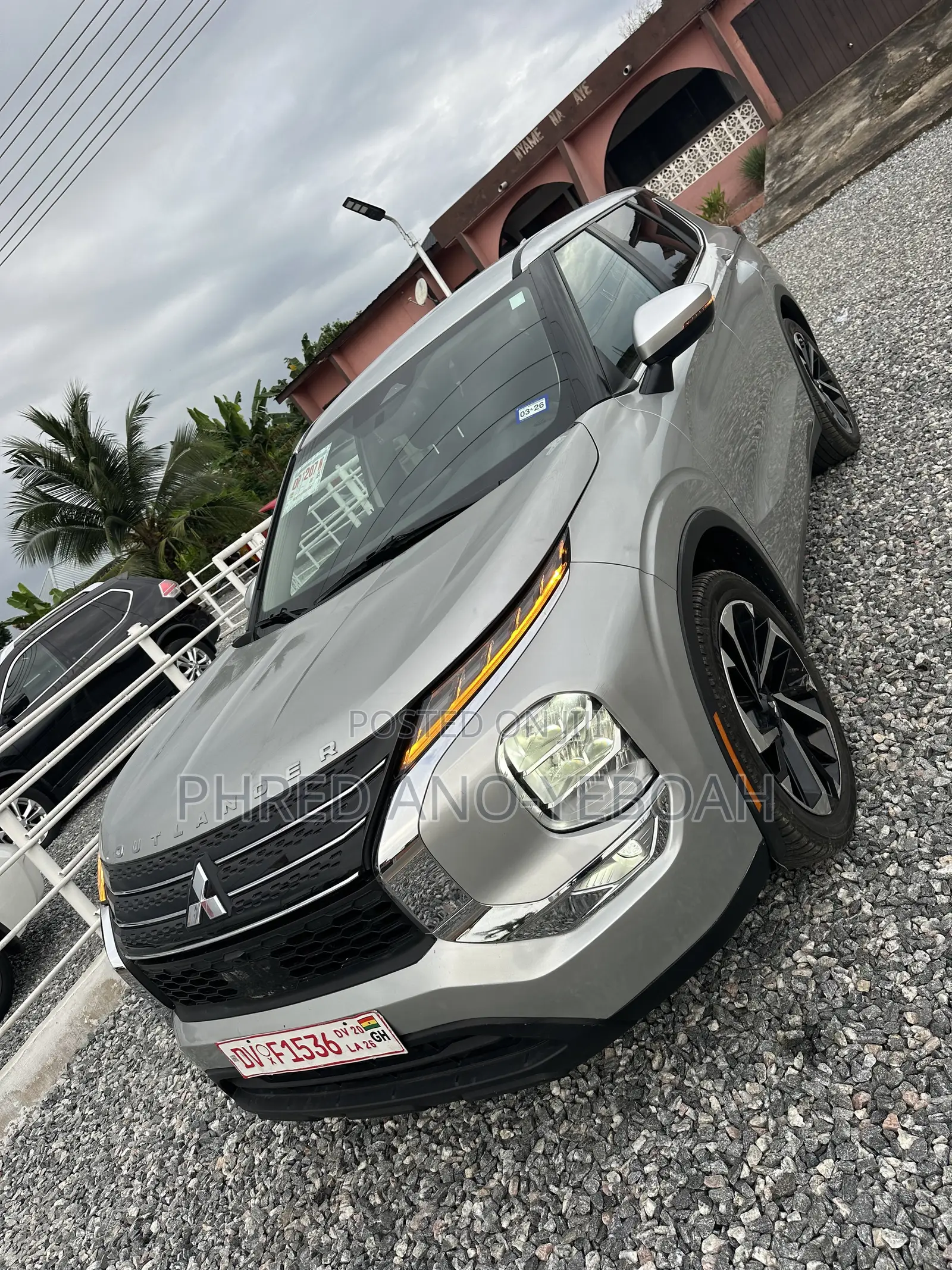 Mitsubishi Outlander SE 2022 Silver