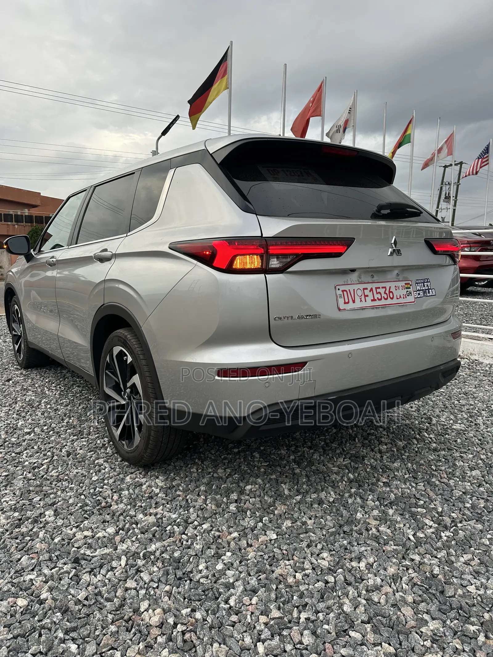 Mitsubishi Outlander SE 2022 Silver