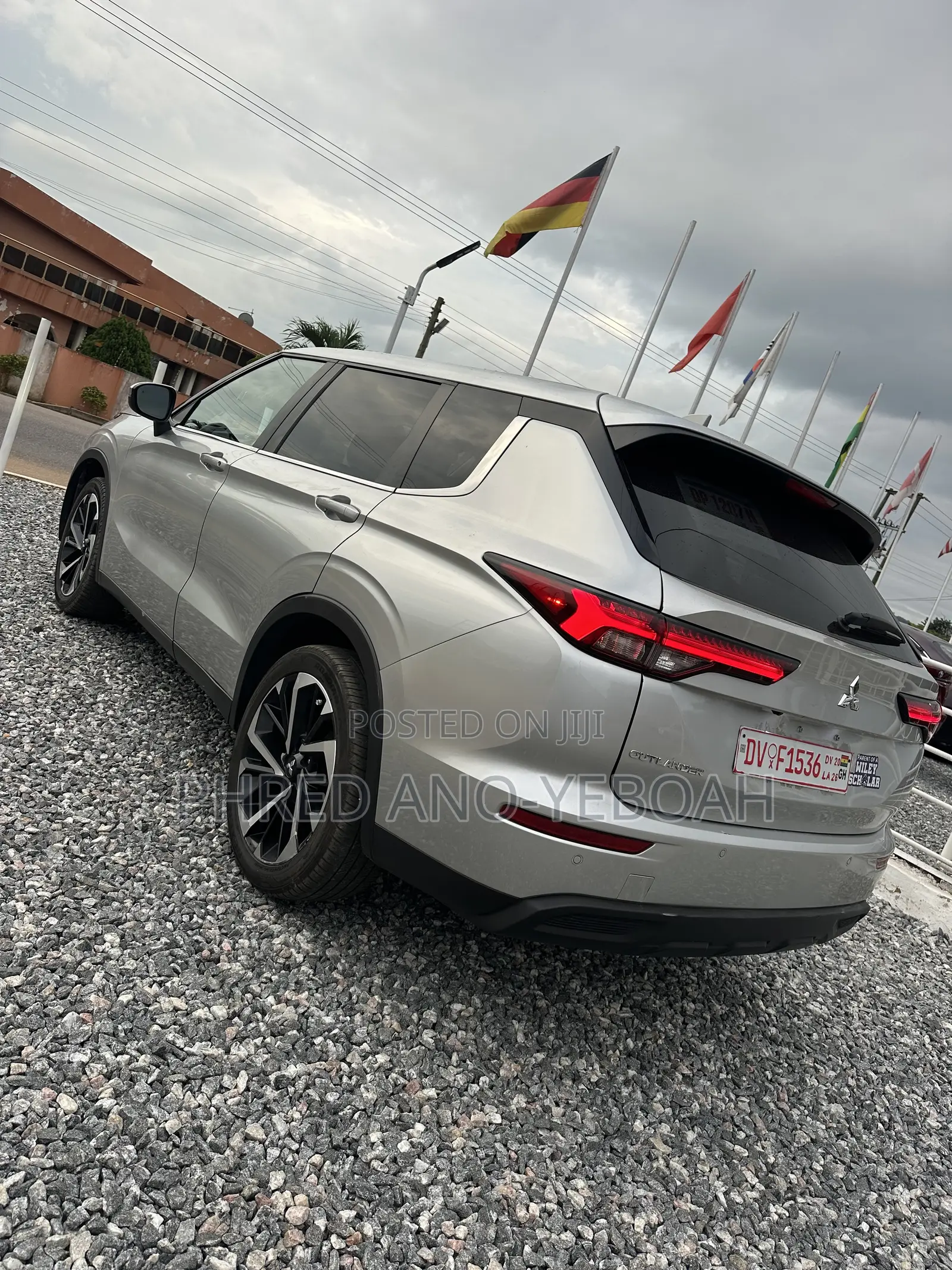 Mitsubishi Outlander SE 2022 Silver