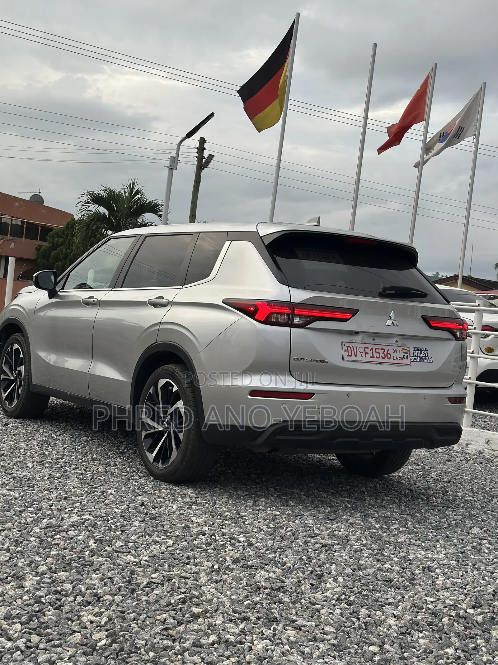 Mitsubishi Outlander SE 2022 Silver