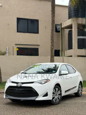 Toyota Corolla LE ECO w/Package 1 4dr Sedan (1.8L 4cyl CVT) 2017 White