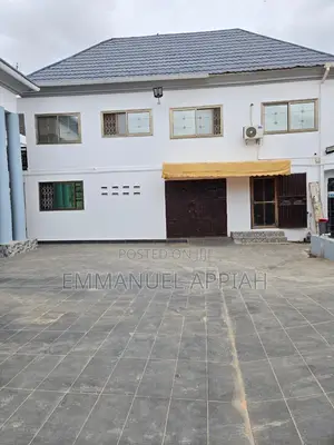 10bdrm House in Dansoman for sale