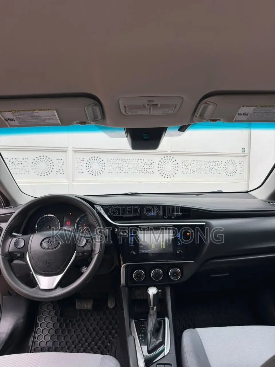 Toyota Corolla 2018 Gray