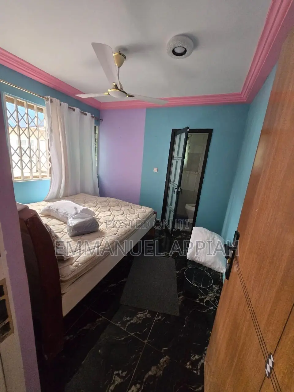 10bdrm House in Dansoman for sale